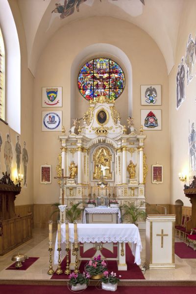 Ołtarz główny, fot. Tadeusz Poźniak